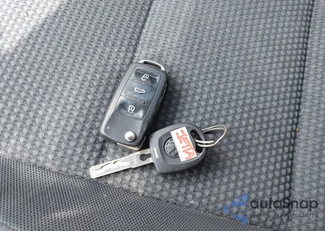 2013 Volkswagen Jetta Sportwagen 2.5L S из США, поврежденный, VIN 3VWKP7AJ2DM697157